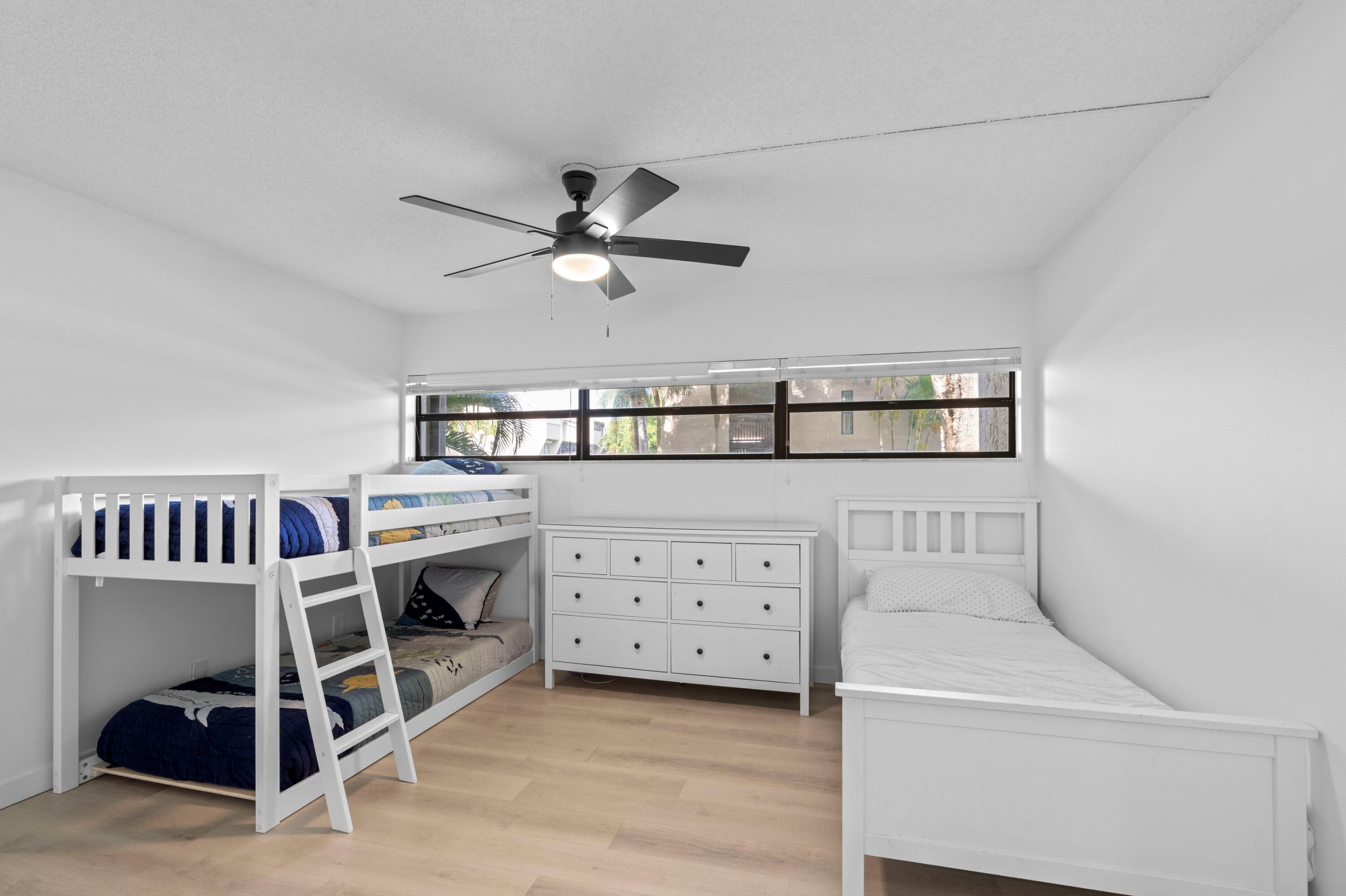 149 Northwest 70th Street, Unit 302B Boca Raton, FL 33487 - Photo 15 of 44 Bedroom 3