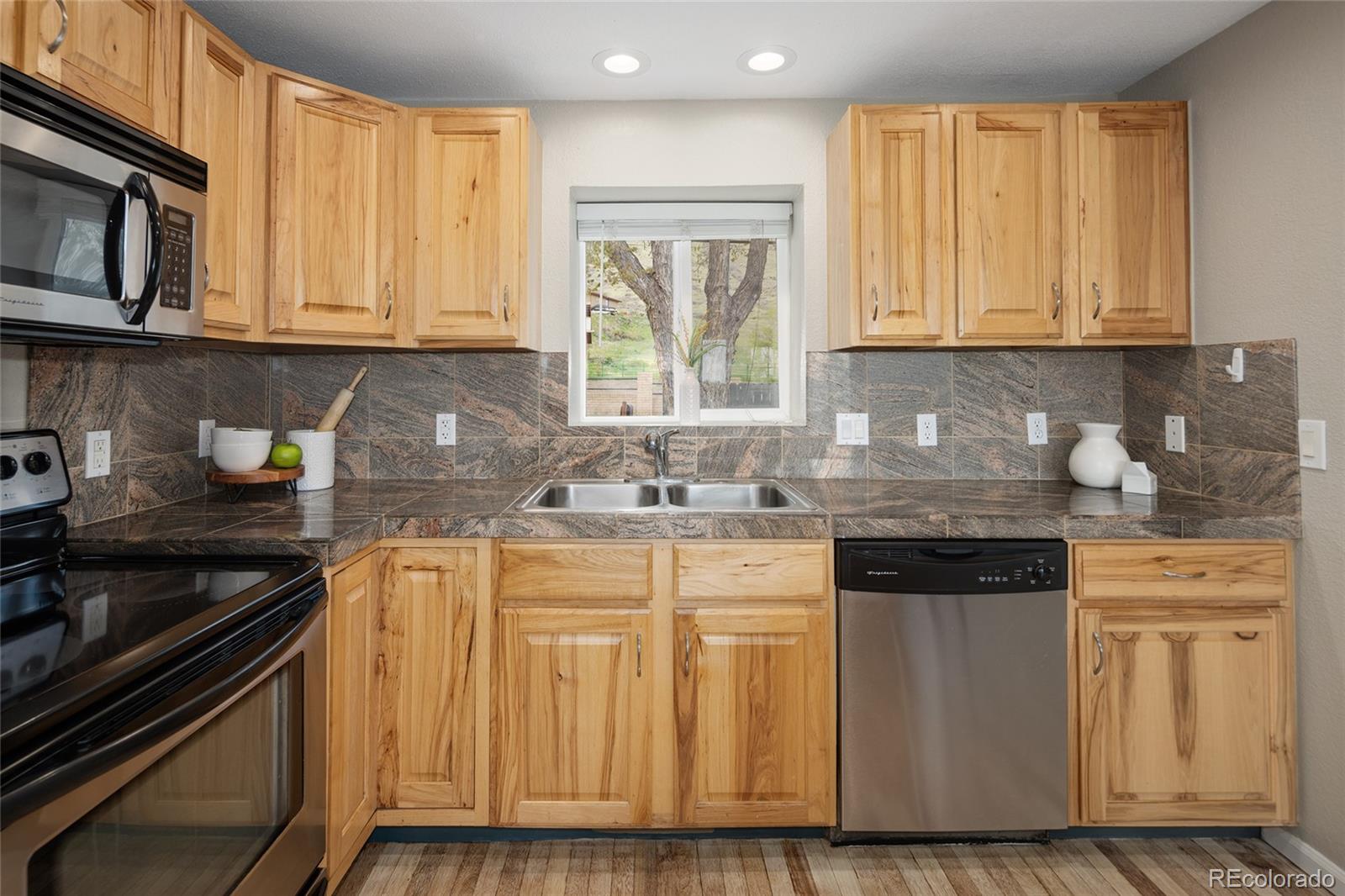 4972 Easley Road Golden, CO 80403 - Photo 3 of 38