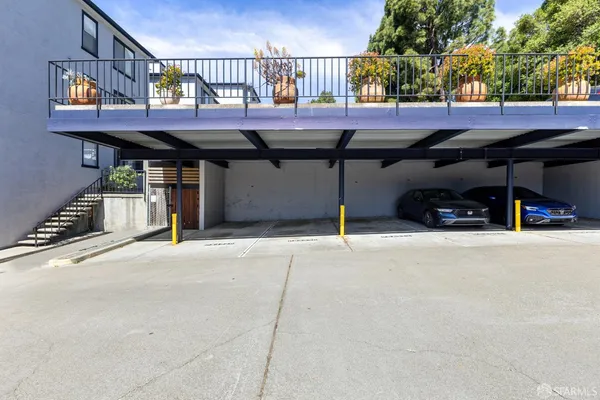 $359,900 | 945 Fletcher Lane, Unit A330, Hayward, CA 94544