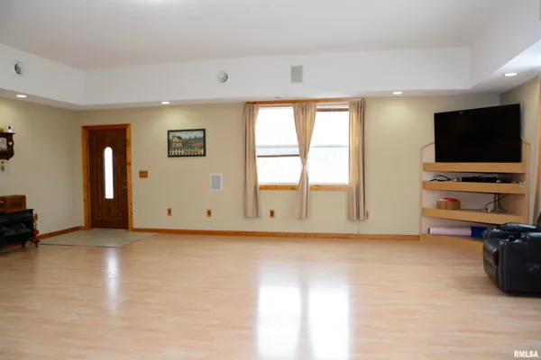 $259,900 | 920 North Pearl Street, Macomb, IL 61455