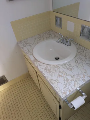 $299,900 | 18495 Adrian Street, Southfield, MI 48075