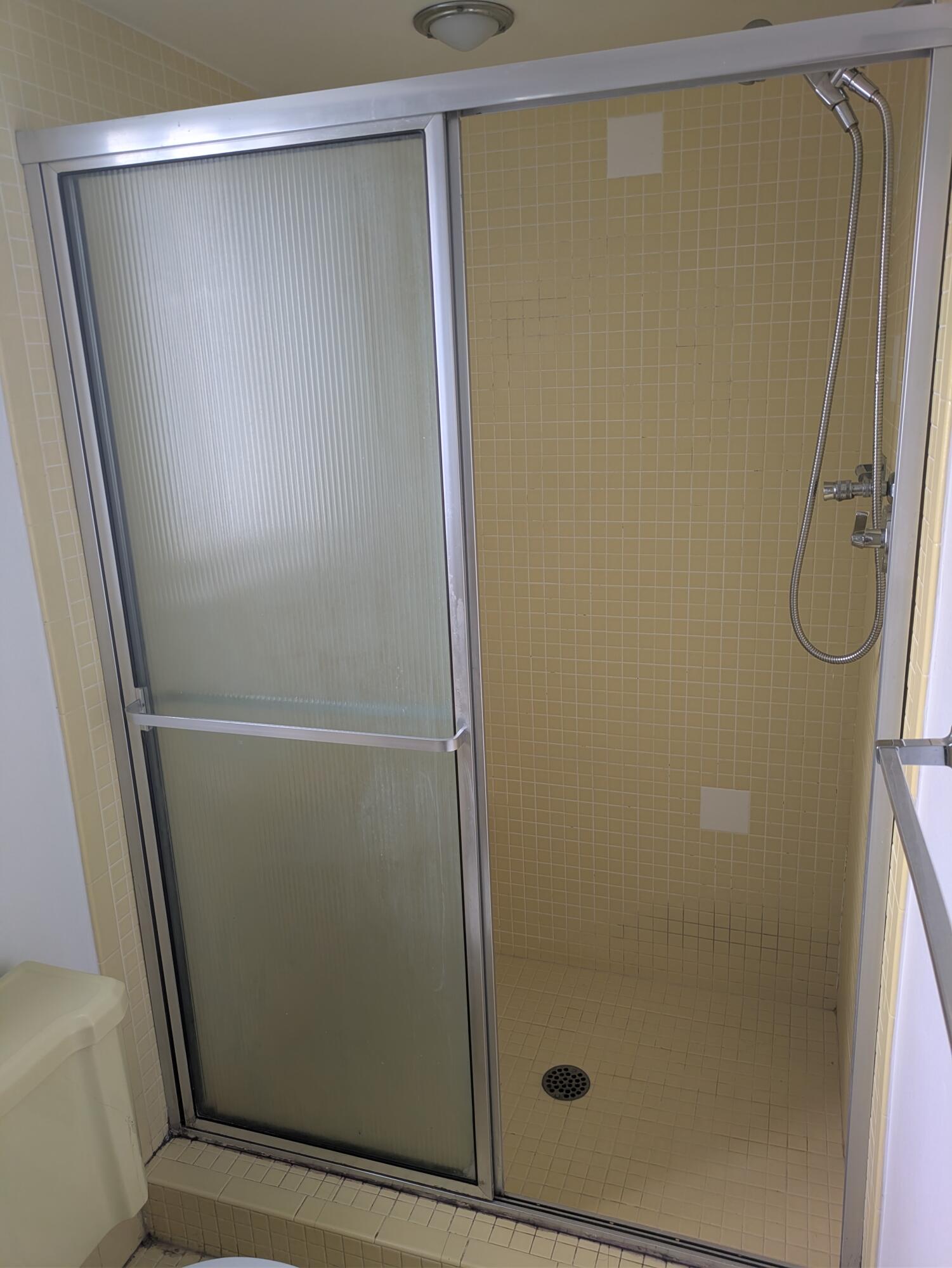 18495 Adrian Street Southfield, MI 48075 - Photo 19 of 51 PXL_20251018_202415407.NIGHT - Copy - Co