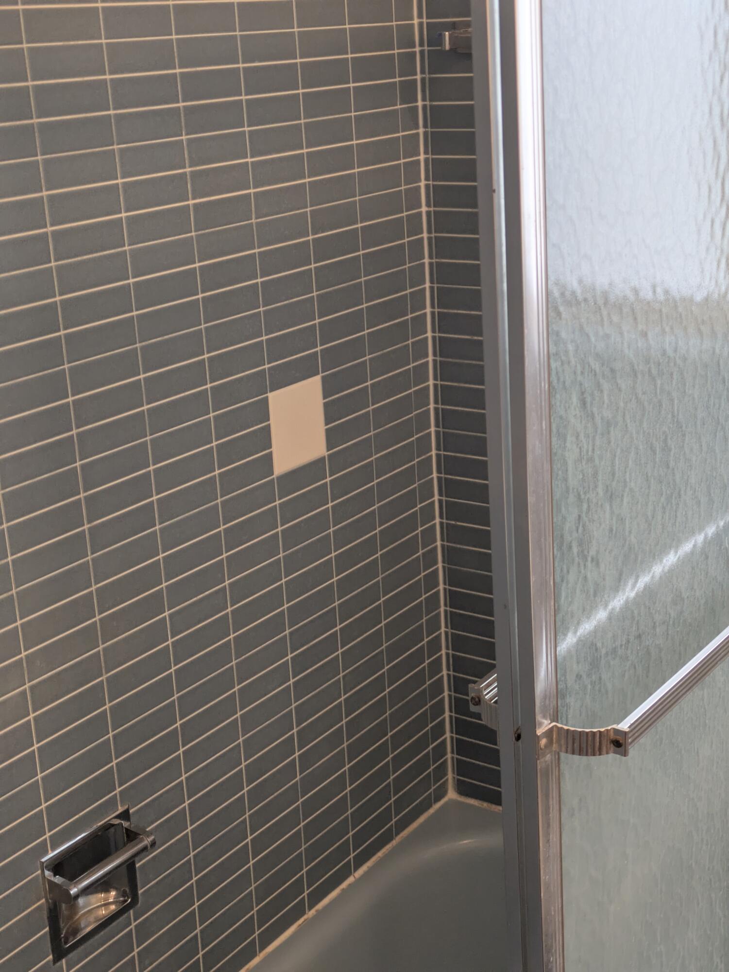 18495 Adrian Street Southfield, MI 48075 - Photo 21 of 51 PXL_20251018_202810543.MP - Copy