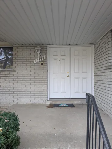 $299,900 | 18495 Adrian Street, Southfield, MI 48075