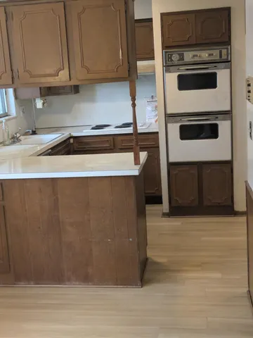 $299,900 | 18495 Adrian Street, Southfield, MI 48075