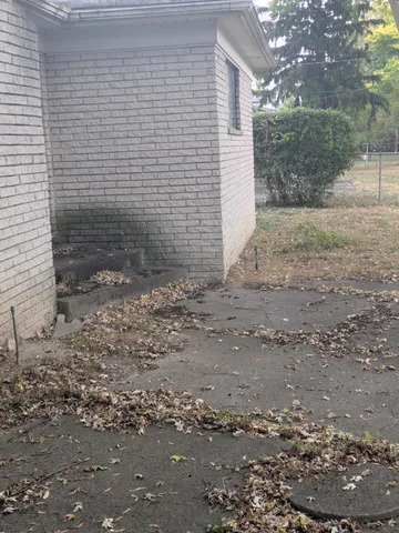 $299,900 | 18495 Adrian Street, Southfield, MI 48075