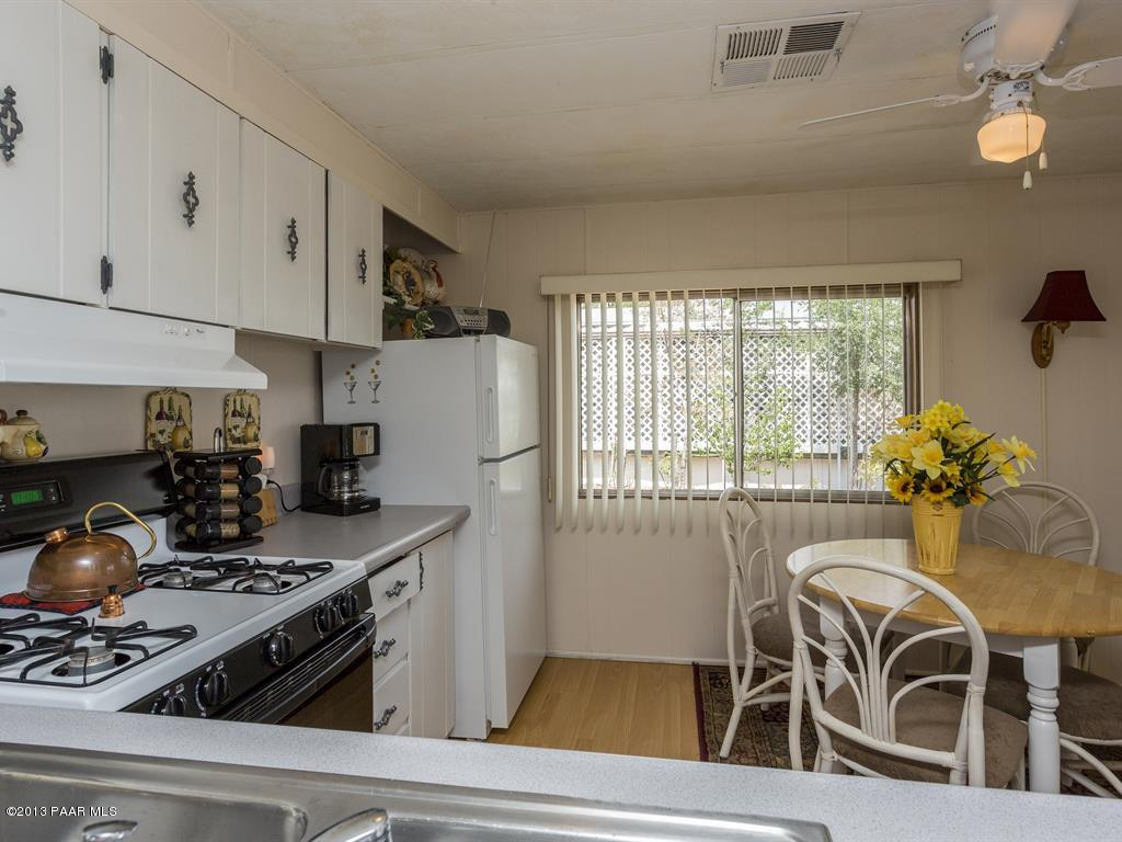 4424 North Ranger Road Prescott Valley, AZ 86314 - Photo 3 of 20 Kitchen
