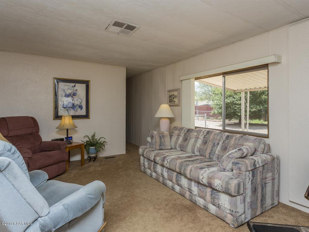 4424 North Ranger Road Prescott Valley, AZ 86314 - Photo 8 of 20 Living Room(2)