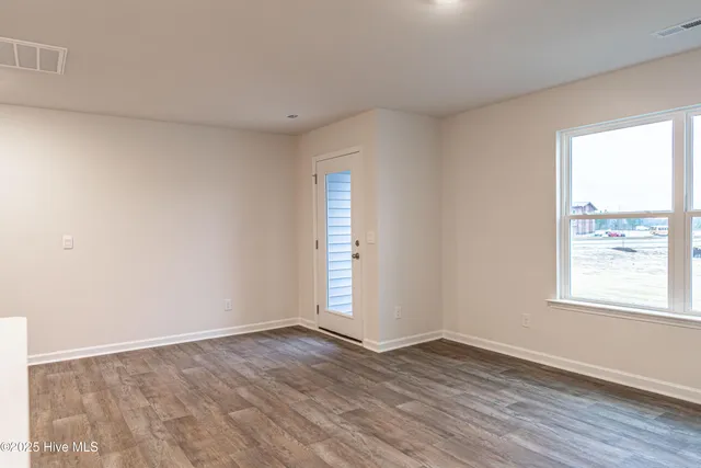 $2,000 | 205 Maddox Drive, Aberdeen, NC 28315