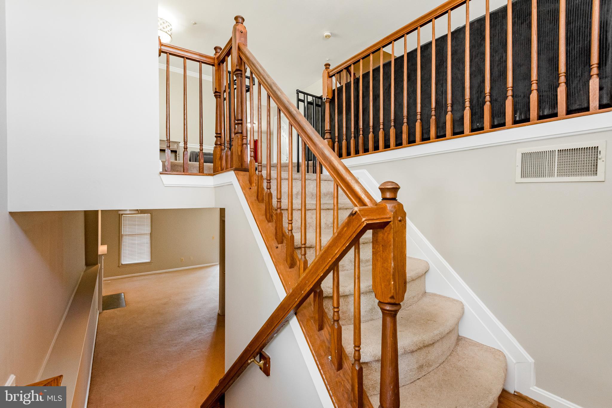 2115 Colonel Way Odenton, MD 21113 - Photo 27 of 63 Stairwell