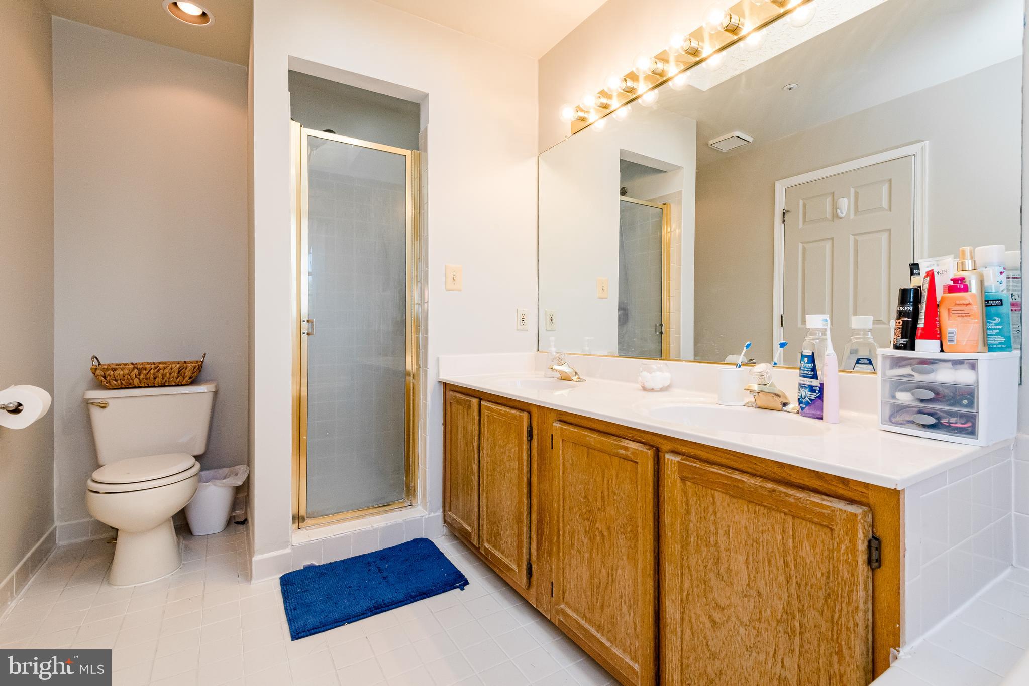 2115 Colonel Way Odenton, MD 21113 - Photo 34 of 63 Master bath with double sinks
