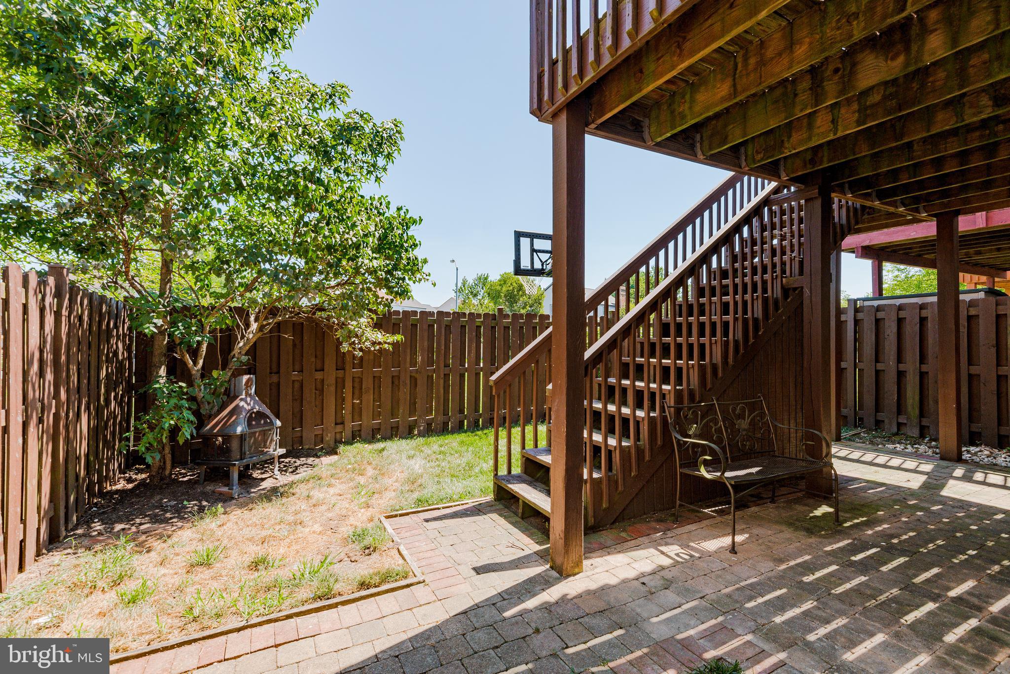 2115 Colonel Way Odenton, MD 21113 - Photo 48 of 63 Fenced courtyard