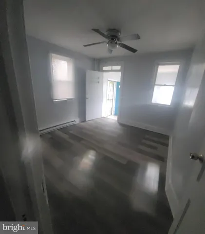 a view of empty room with window