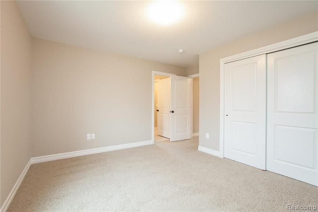 1154 Pembroke Drive Rochester Hills, MI 48307 - Photo 34 of 49