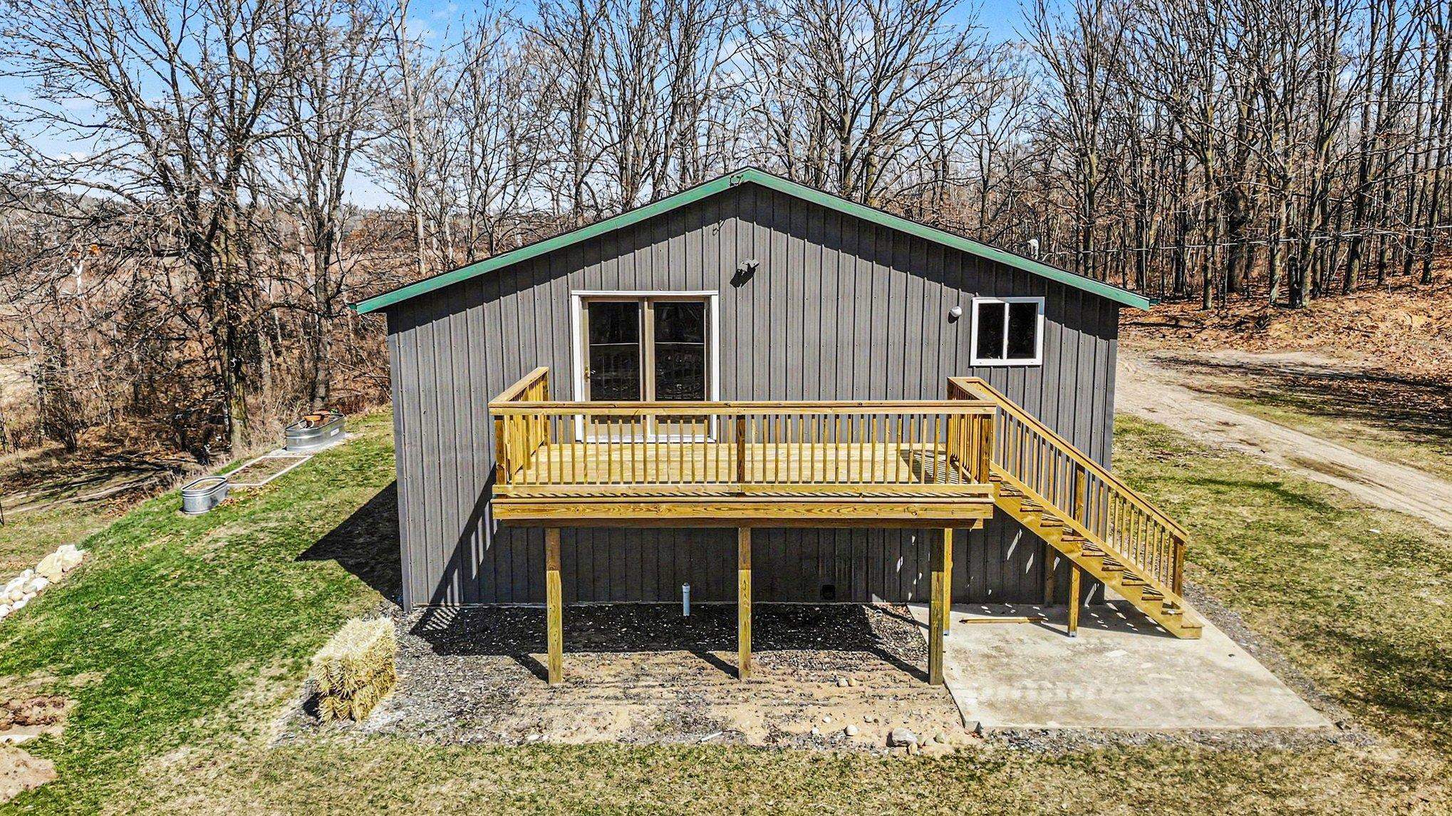 5037 West Battle Road Weidman, MI 48893 - Photo 3 of 28