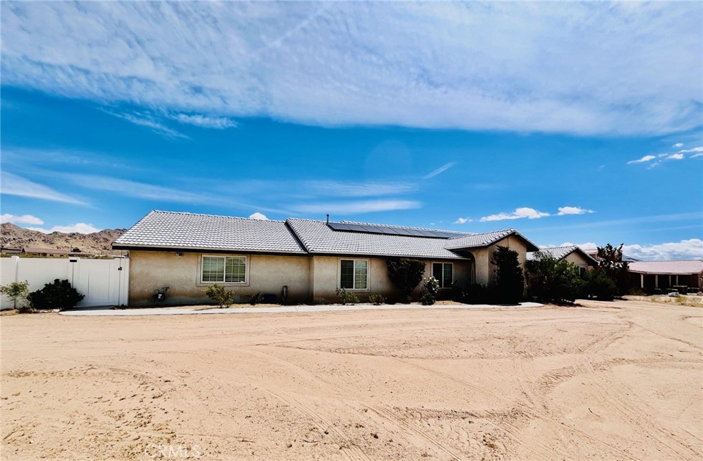 17389 Central Road Apple Valley, CA 92307 - Photo 13 of 72