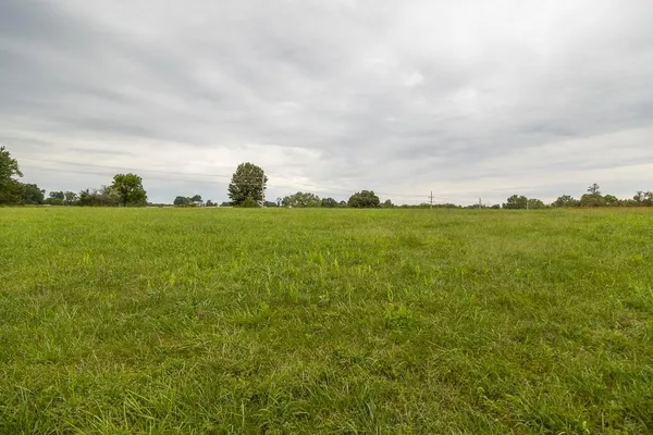 $565,000 | 25145 Metcalf Road, Louisburg, KS 66053