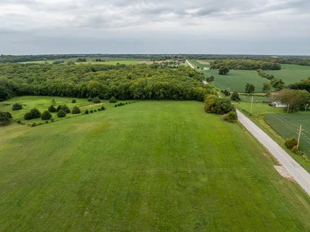 $565,000 | 25145 Metcalf Road, Louisburg, KS 66053