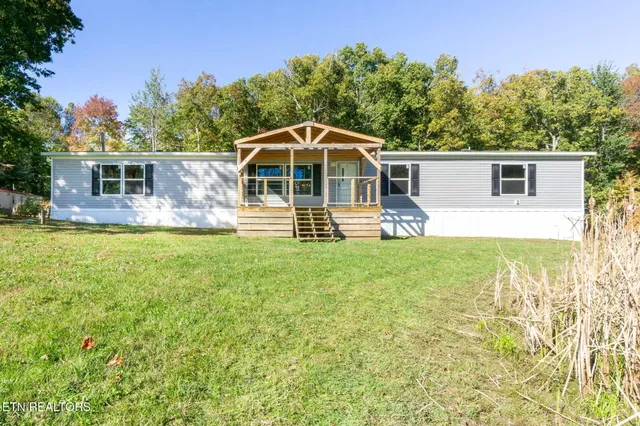 $309,900 | 130 Dripping Springs Court, Monterey, TN 38574