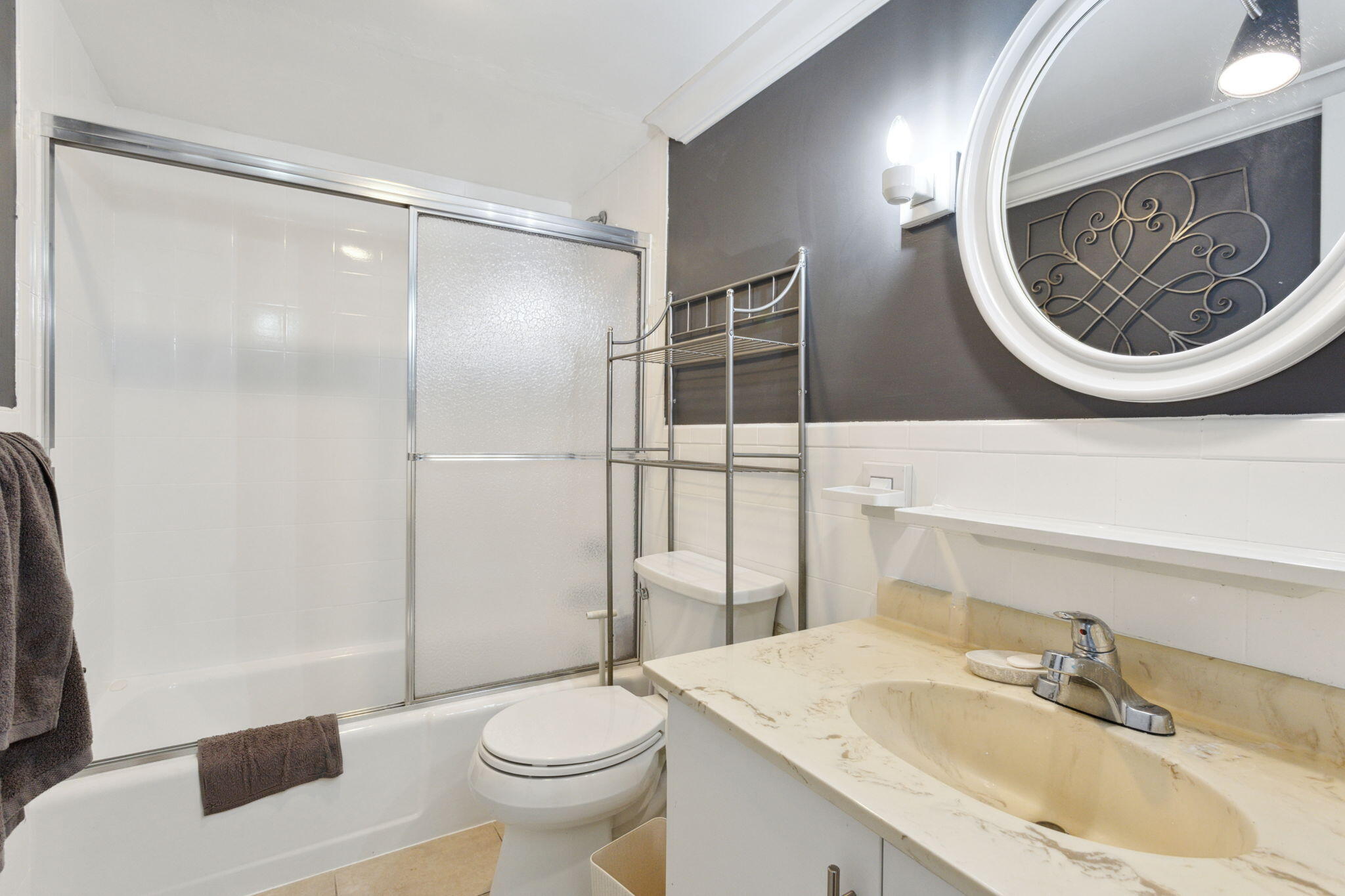 1050 Northwest 13th Street, Unit 191D Boca Raton, FL 33486 - Photo 23 of 37 Bathroom 2