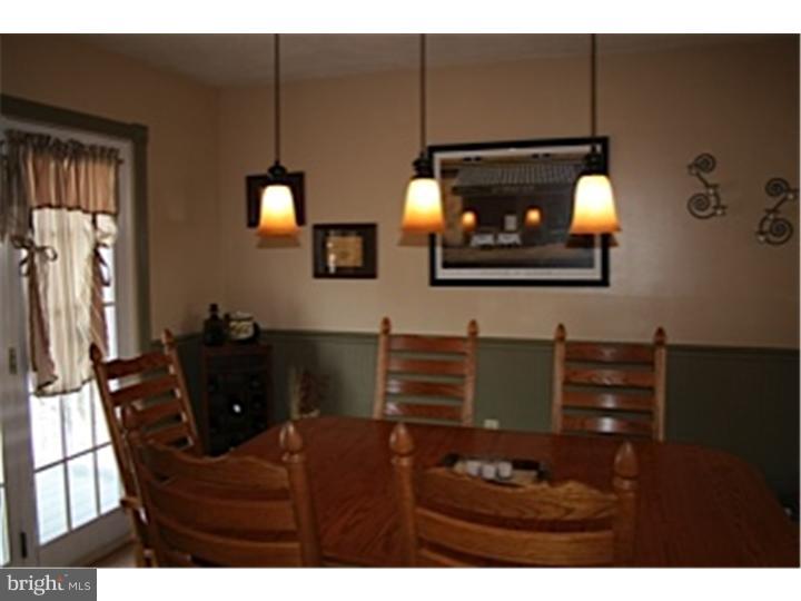 25 Vista Road Hamilton, NJ 08690 - Photo 5 of 20