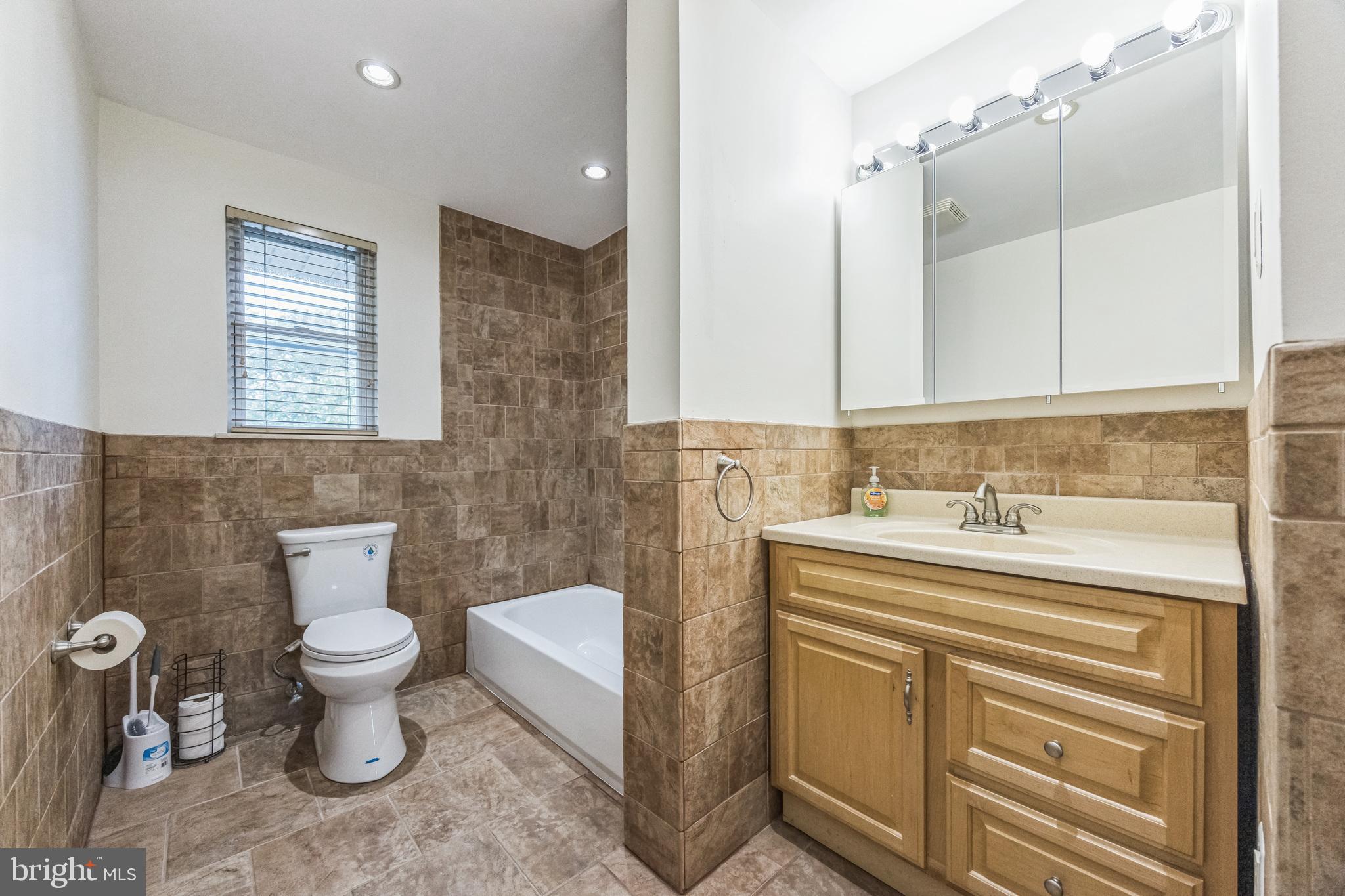 809 West 3rd Avenue Runnemede, NJ 08078 - Photo 13 of 24 Gallery Image 13