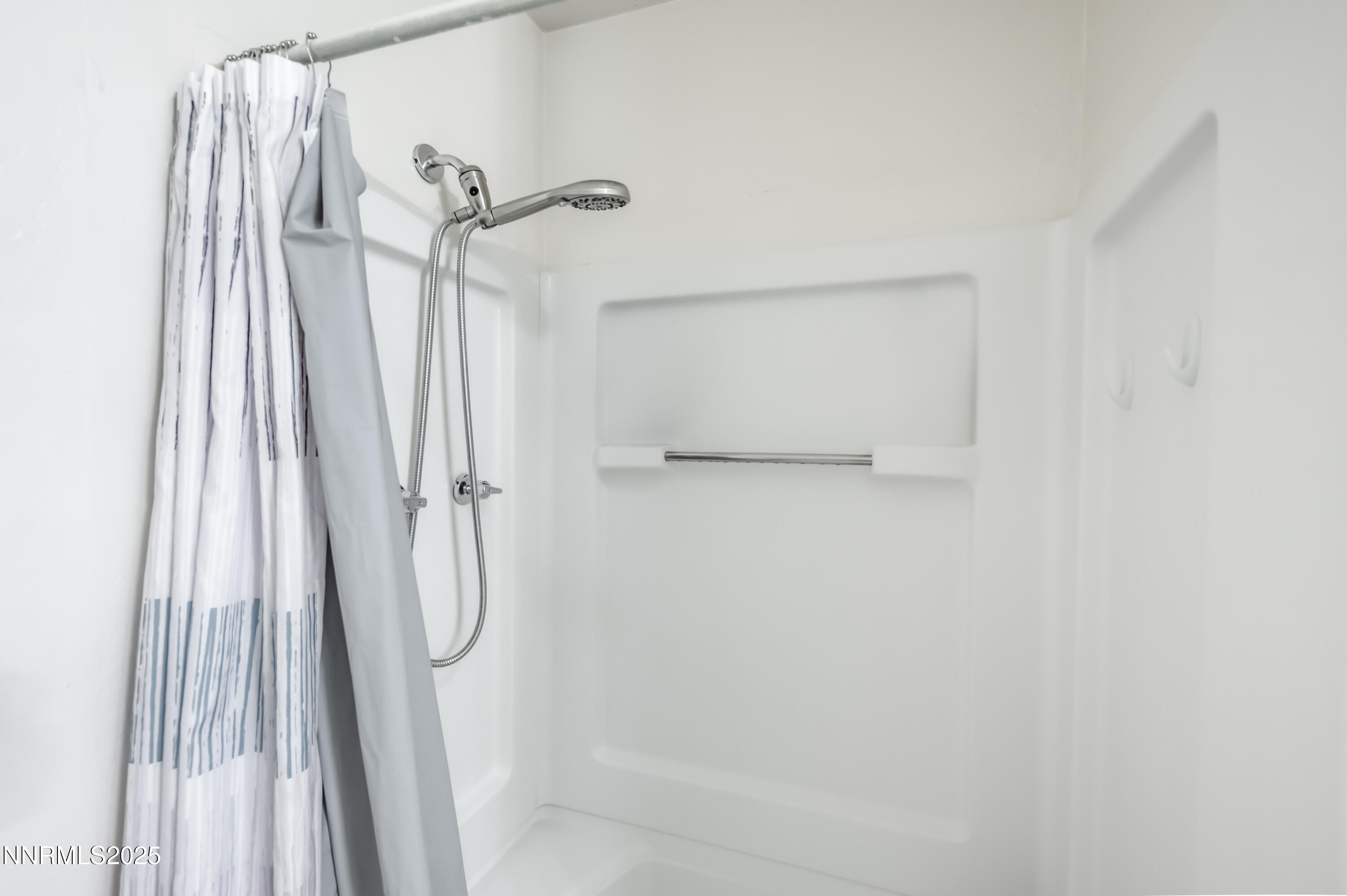 1755 Benjamin Franklin Drive Reno, NV 89509 - Photo 46 of 50 B-1011