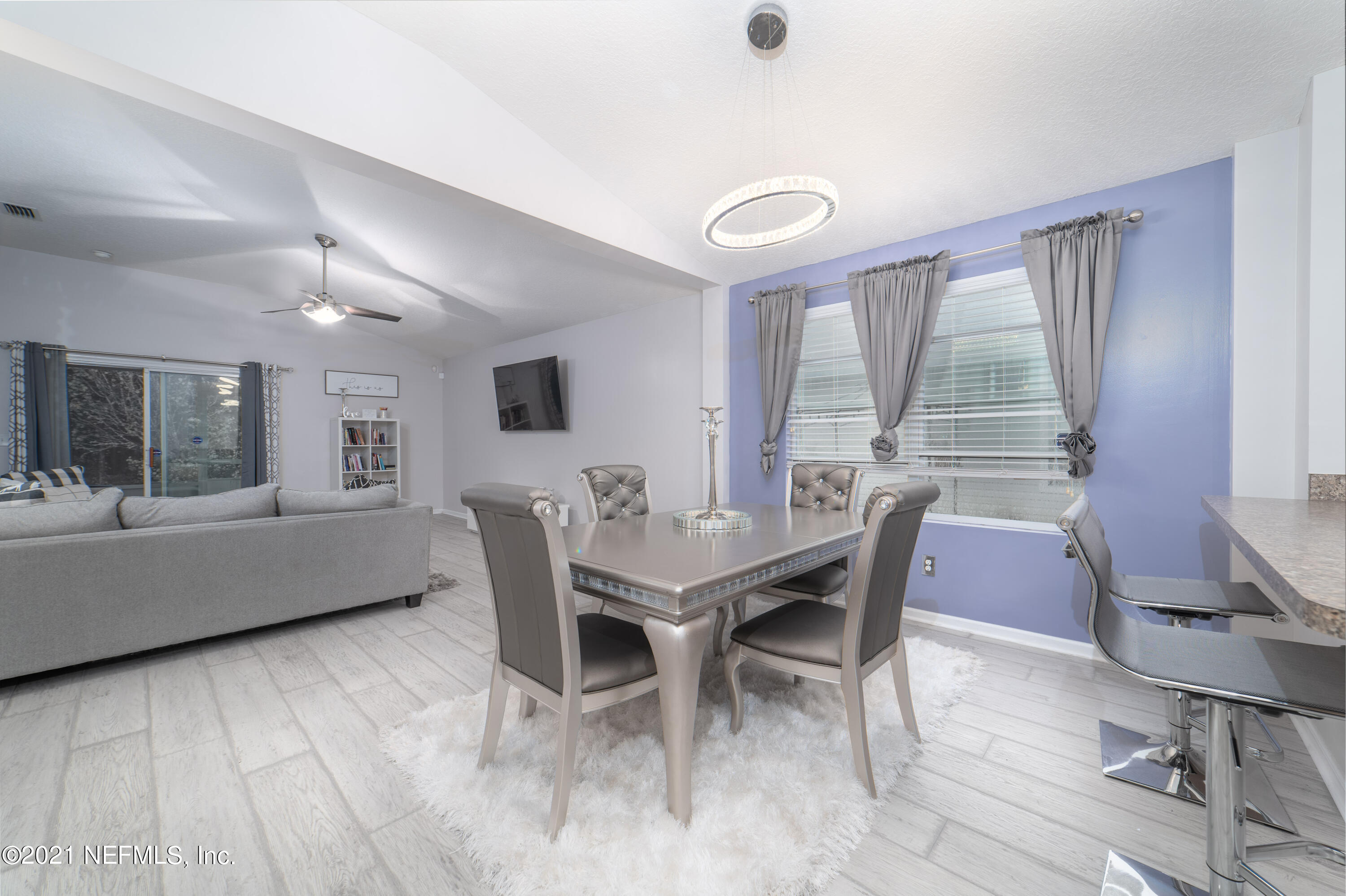 5890 Round Table Road Jacksonville, FL 32254 - Photo 5 of 15 P1422098-Edit