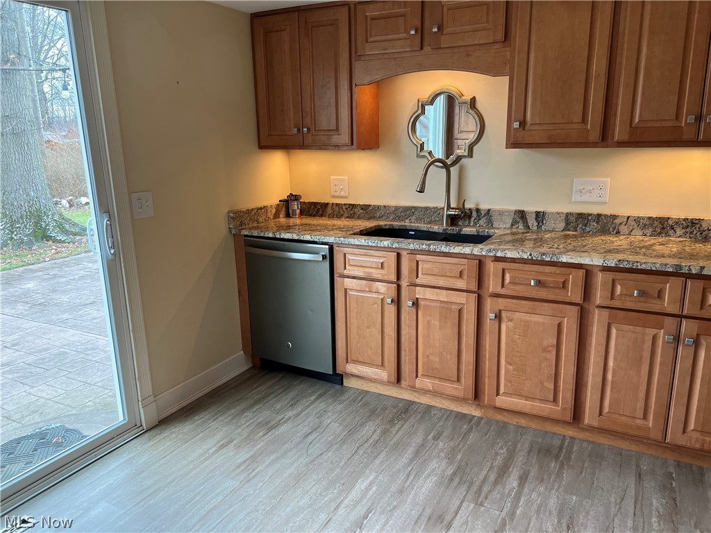8809 Priem Road Strongsville, OH 44149 - Photo 5 of 25
