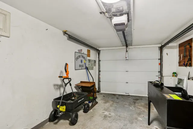 $599,900 | 10 Old Coach Road, Atkinson, NH 03811