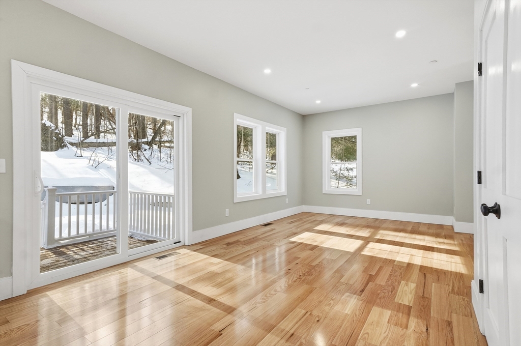 374 Brandy Brow Road Haverhill, MA 01830 - Photo 9 of 29