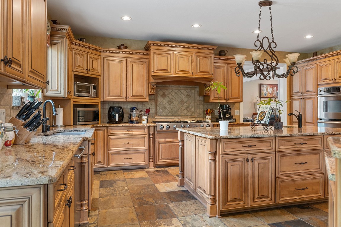 78 Brown Road Vestal, NY 13850 - Photo 21 of 48