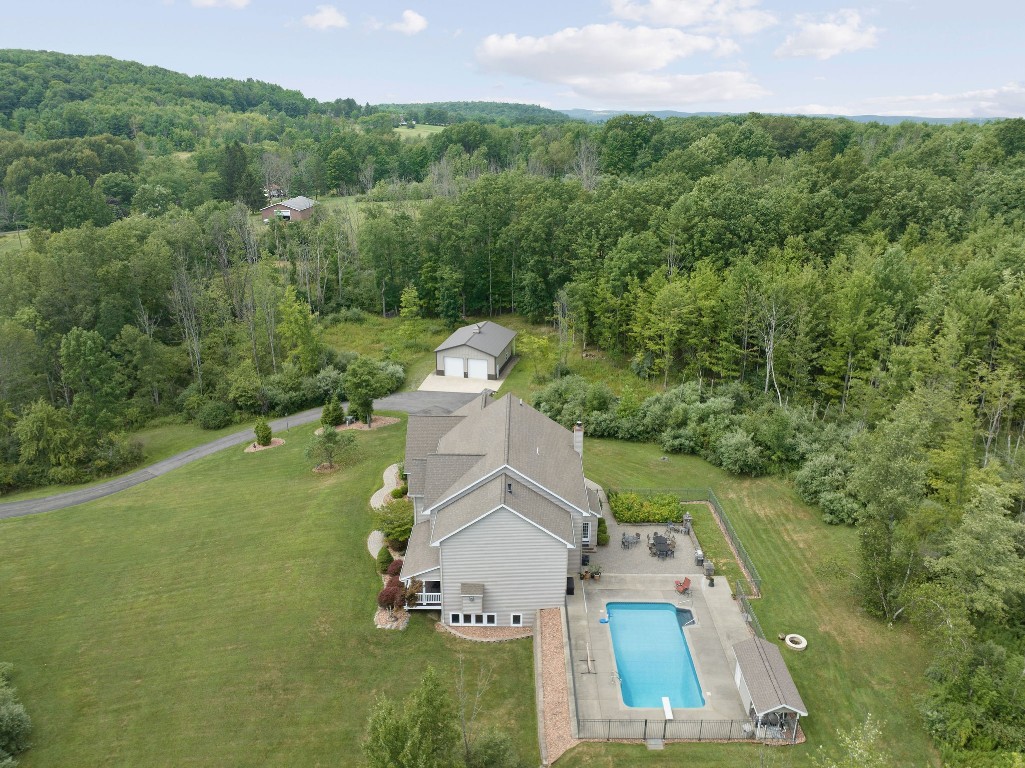 78 Brown Road Vestal, NY 13850 - Photo 7 of 48