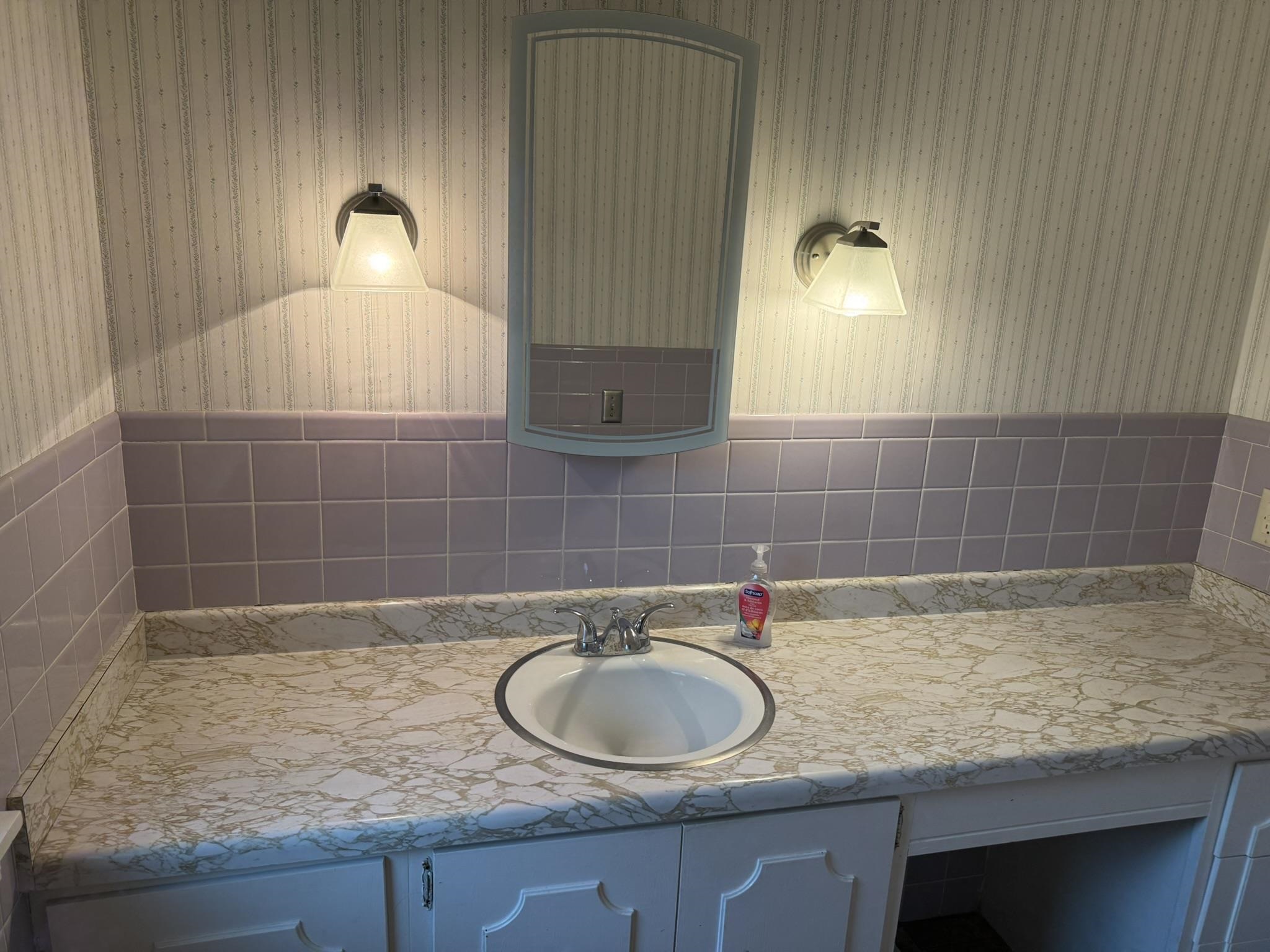 908 Roby Road Stoughton, WI 53589 - Photo 17 of 27 Gallery Image 17