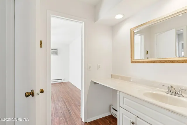 $315,000 | 163 Lexington Court, Red Bank, NJ 07701