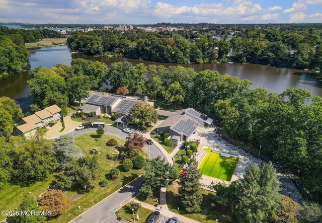 $315,000 | 163 Lexington Court, Red Bank, NJ 07701