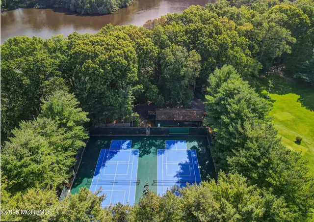 $315,000 | 163 Lexington Court, Red Bank, NJ 07701