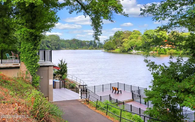 $315,000 | 163 Lexington Court, Red Bank, NJ 07701