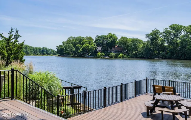 $315,000 | 163 Lexington Court, Red Bank, NJ 07701