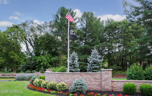 $315,000 | 163 Lexington Court, Red Bank, NJ 07701