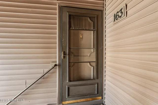 $315,000 | 163 Lexington Court, Red Bank, NJ 07701