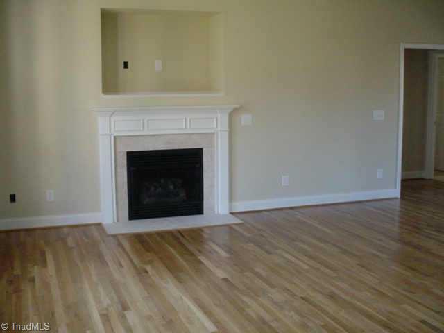 633 Tussey Road Lexington, NC 27295 - Photo 3 of 6 Other. Living Room w/fp