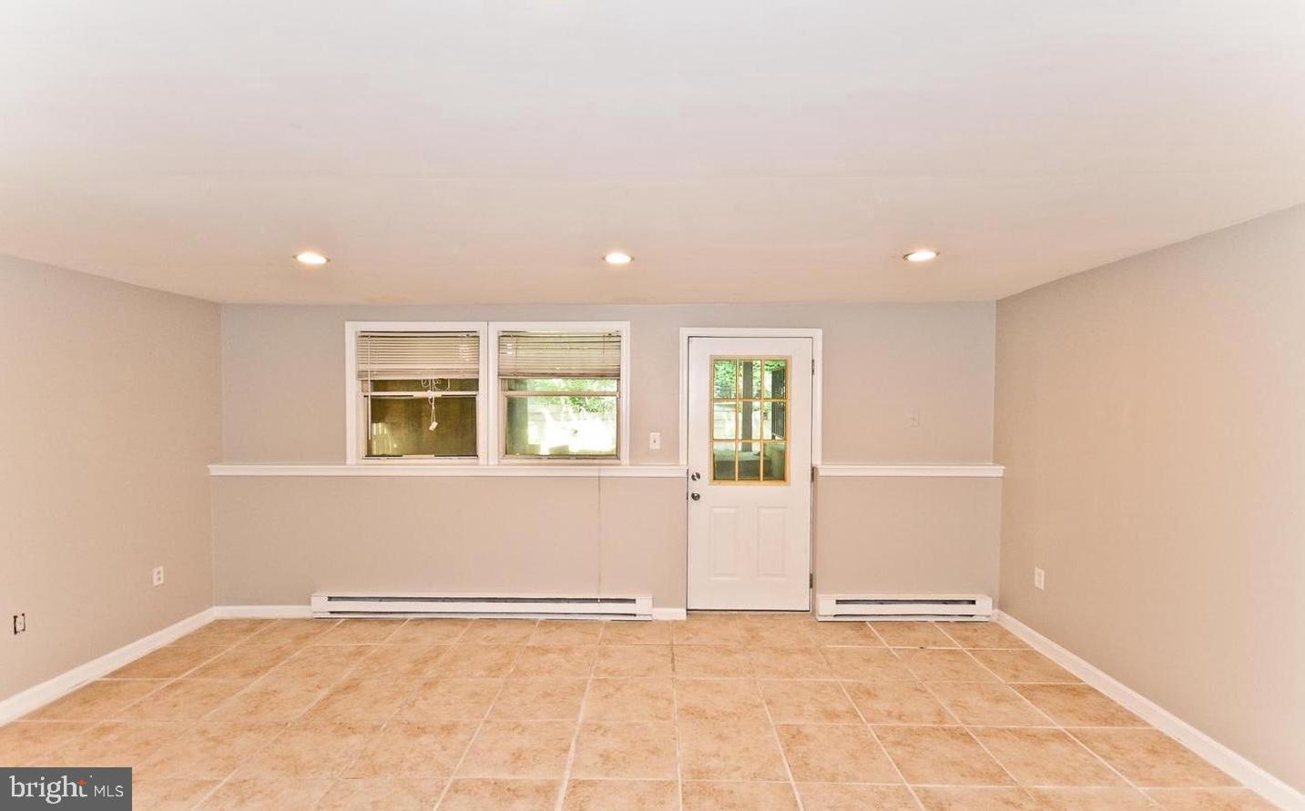 15781 Haynes Road Laurel, MD 20707 - Photo 24 of 34 Bright and airy space with welcoming entry.