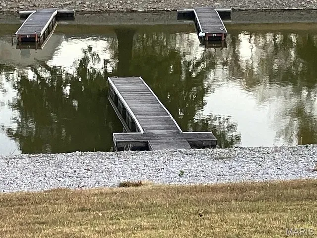 $169,900 | 3 Lakeview Road, Carlyle, IL 62231