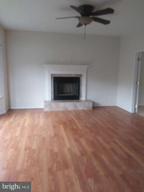 1625 Turkey Point Road Baltimore, MD 21221 - Photo 4 of 7 fireplace