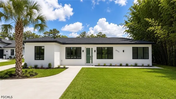 $3,500 | 2931 16th Avenue Northeast, Naples, FL 34120