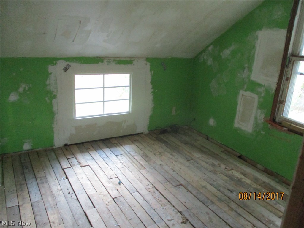 4132 Fulton Road Lorain, OH 44055 - Photo 10 of 12