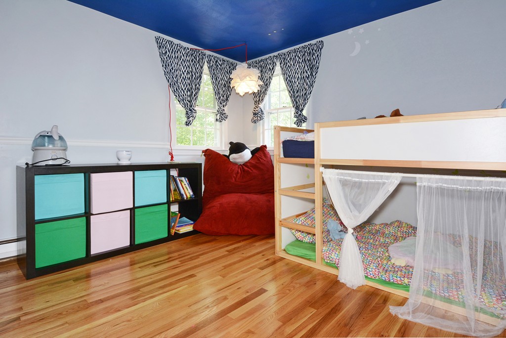 9 Lexington Road Shrewsbury, MA 01545 - Photo 26 of 30 Gallery Image 26