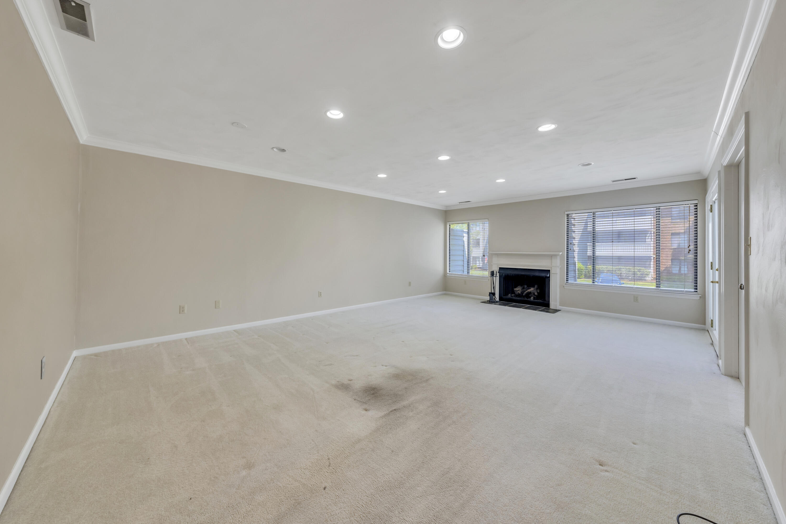 2404 Post Oak Road Salem, VA 24153 - Photo 11 of 50 11-MIB01854