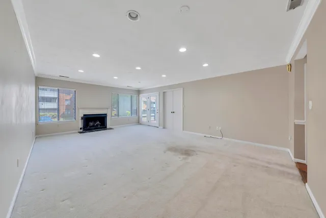 $299,999 | 2404 Post Oak Road, Salem, VA 24153